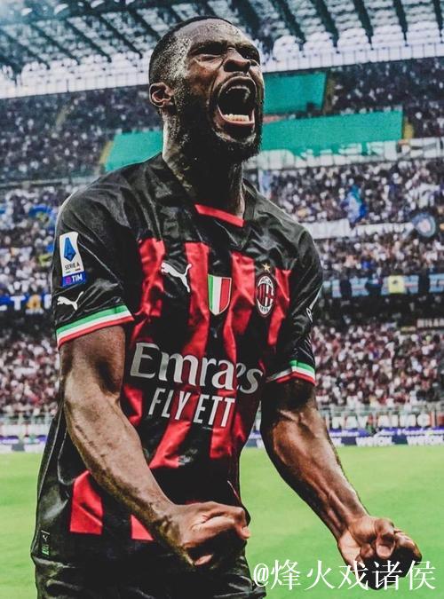 托莫里手机壁纸亮相,引发球迷热议 托莫里手机壁纸亮相,引发球迷热议